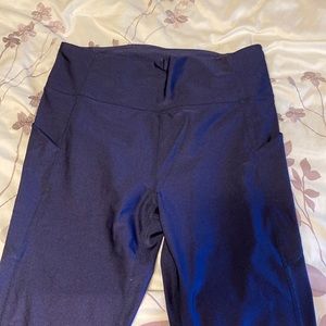 Shiny Fabletics Leggings
